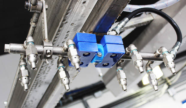 Pivoting Oscillating High Pressure Arch