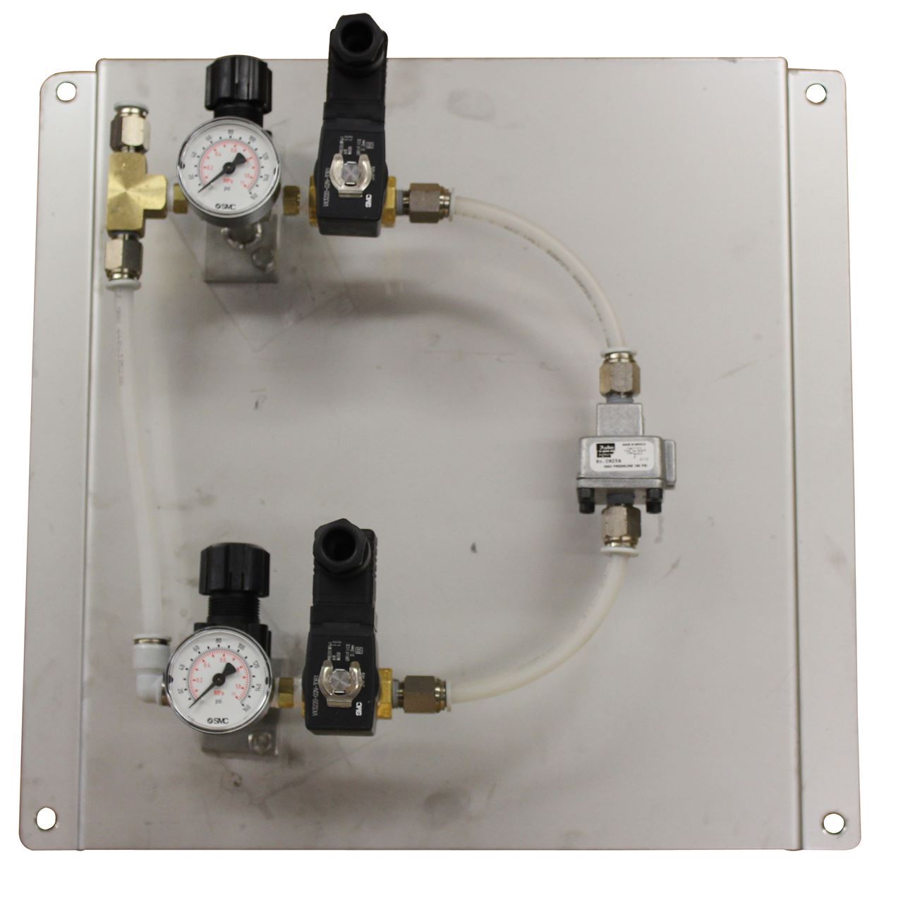 0000369 retract and air assist panel